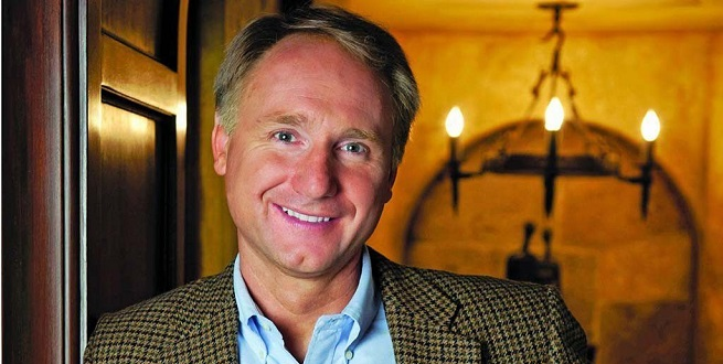 60 éve, 1964. június 22-én született Dan Brown amerikai regényíró, művészettörténész